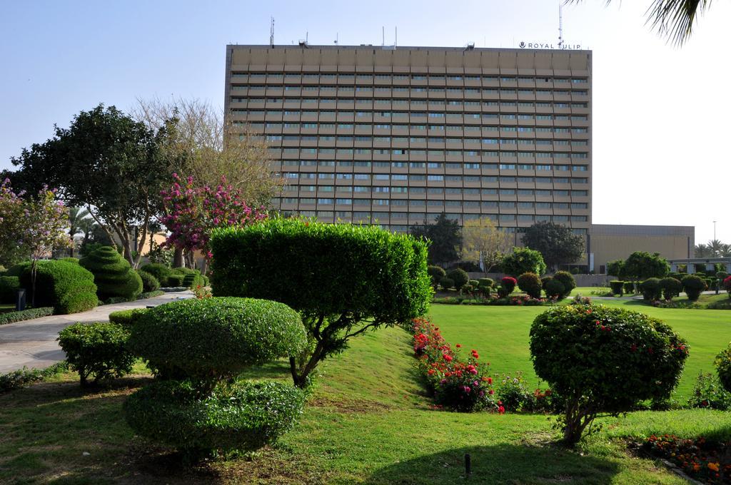 Royal Tulip Alrasheed Hotel Багдад Экстерьер фото