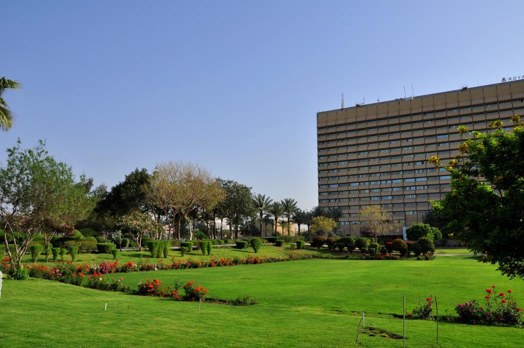Royal Tulip Alrasheed Hotel Багдад Экстерьер фото