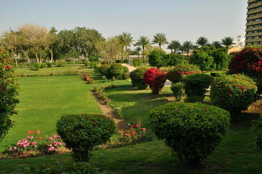 Royal Tulip Alrasheed Hotel Багдад Экстерьер фото