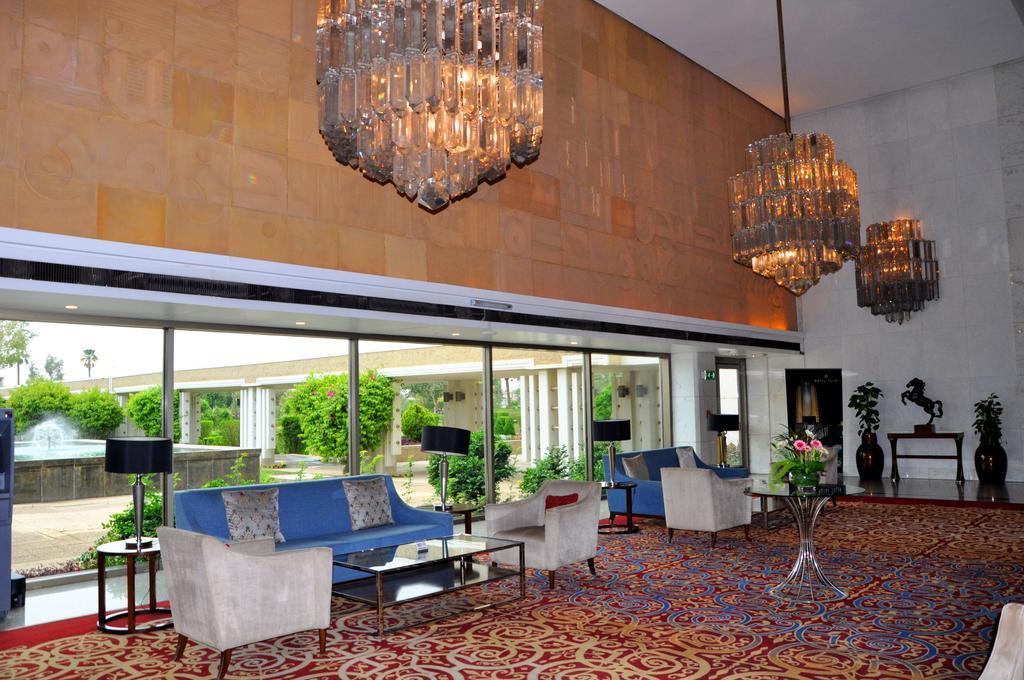 Royal Tulip Alrasheed Hotel Багдад Экстерьер фото