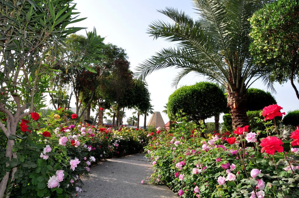 Royal Tulip Alrasheed Hotel Багдад Экстерьер фото