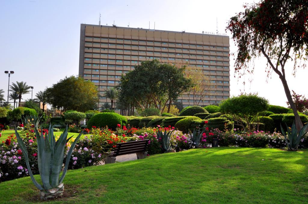 Royal Tulip Alrasheed Hotel Багдад Экстерьер фото